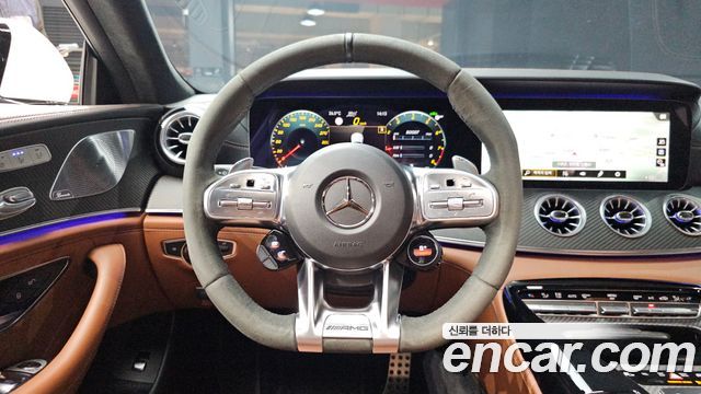 Mercedes-Benz AMG GT 2021 — photo 19