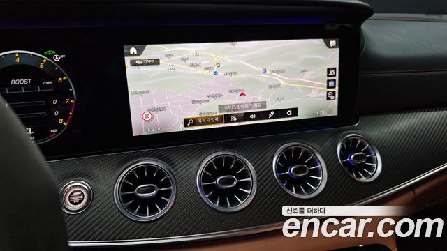 Mercedes-Benz AMG GT 2021 — photo 24