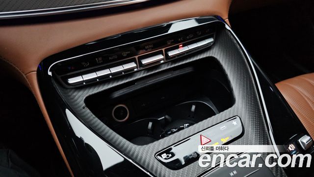 Mercedes-Benz AMG GT 2021 — photo 25