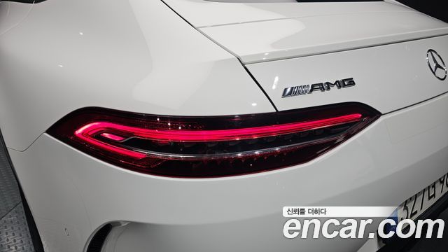 Mercedes-Benz AMG GT 2021 — photo 9