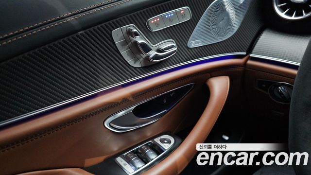 Mercedes-Benz AMG GT 2021 — photo 33