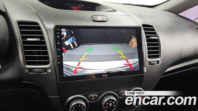 Kia K3 2017 — photo 21