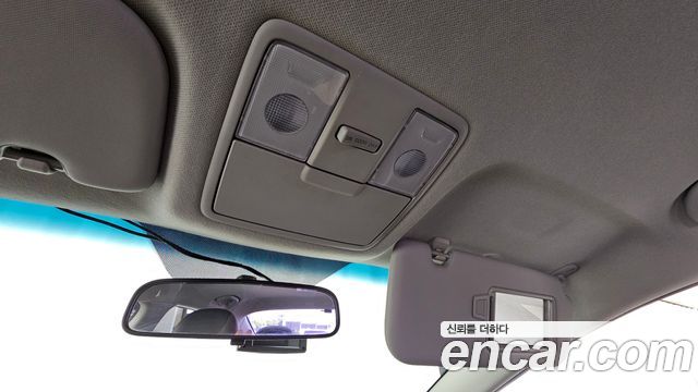 Kia K3 2017 — photo 22