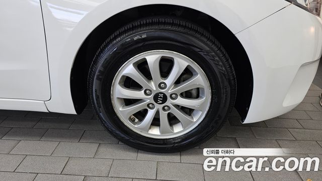 Kia K3 2017 — photo 7