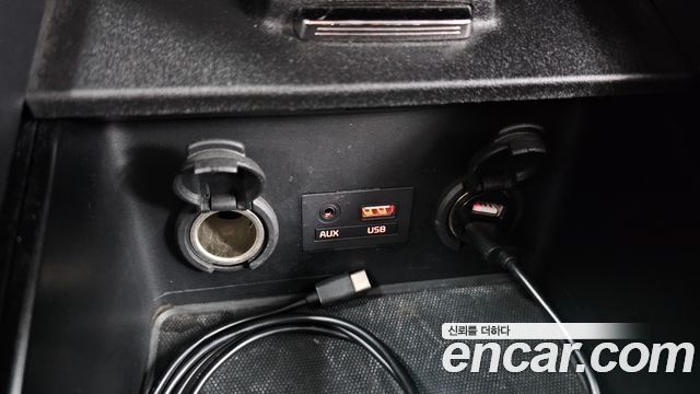 Kia K3 2017 — photo 16