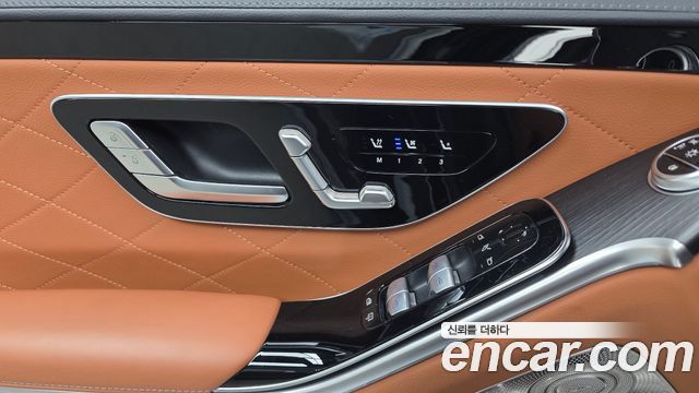 Mercedes-Benz S-Class 2022 — photo 27