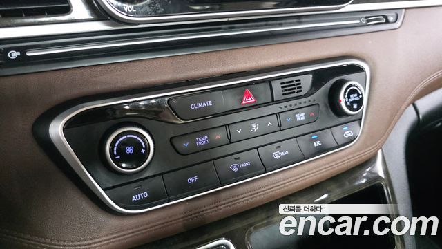 Hyundai Starex 2019 — photo 22