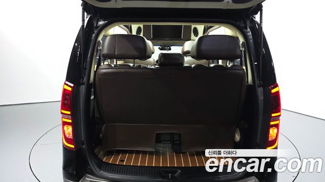 Hyundai Starex 2019 — photo 26
