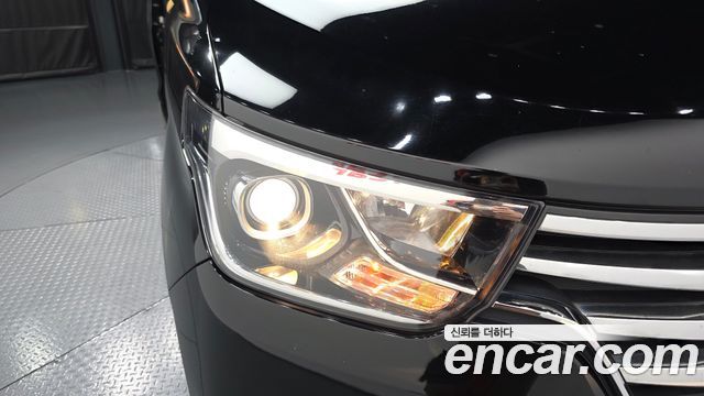 Hyundai Starex 2019 — photo 8