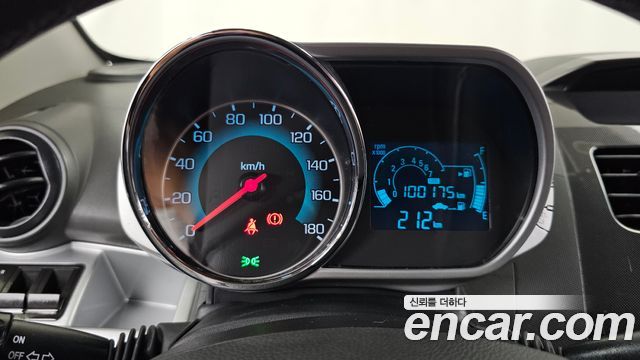 Chevrolet Korea Spark 2014 — photo 8