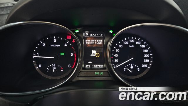 Hyundai Santafe 2018 — photo 11