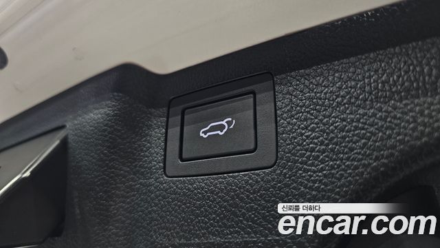 Hyundai Santafe 2018 — photo 24