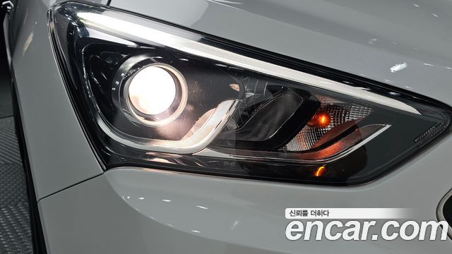 Hyundai Santafe 2018 — photo 8