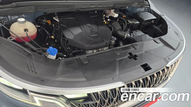 Kia Canival 2023 — photo 6