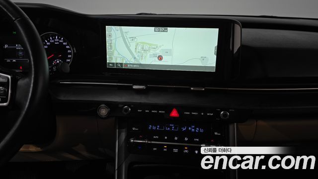 Kia Canival 2023 — photo 19