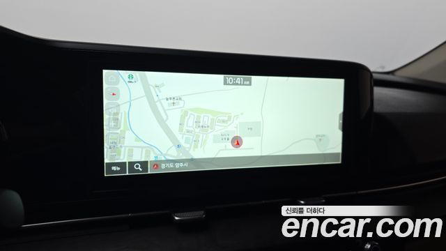 Kia Canival 2023 — photo 28
