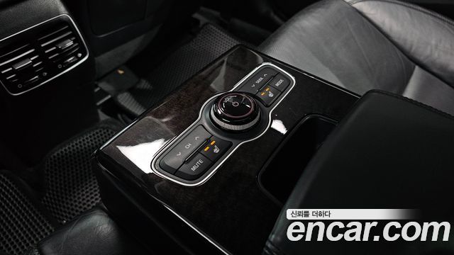 Kia K7 2014 — photo 18
