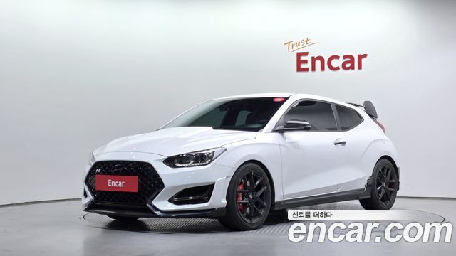 Hyundai Veloster 2021 — photo 1