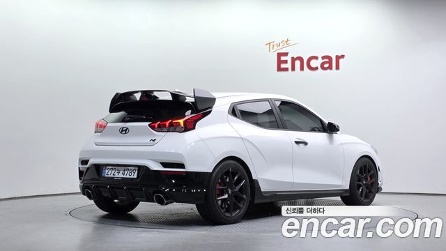 Hyundai Veloster 2021 — photo 2