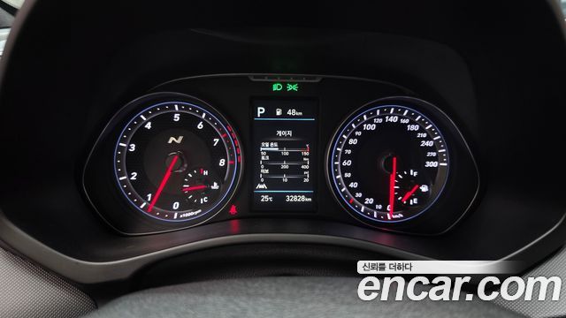 Hyundai Veloster 2021 — photo 11