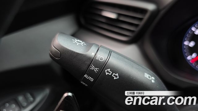 Hyundai Veloster 2021 — photo 29