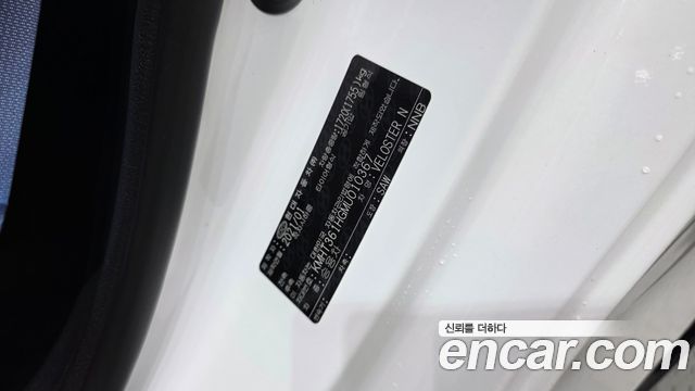 Hyundai Veloster 2021 — photo 31