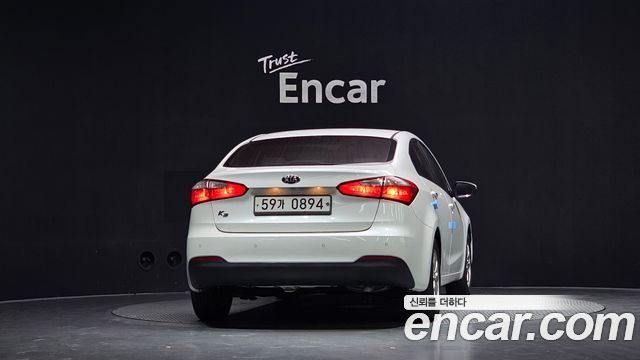 Kia K3 2015 — photo 4