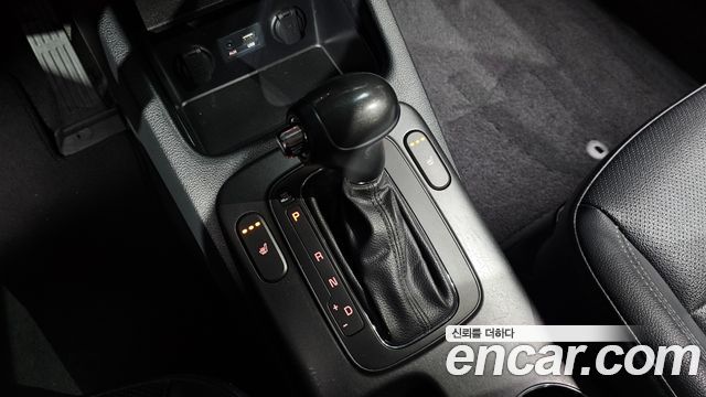 Kia K3 2015 — photo 9