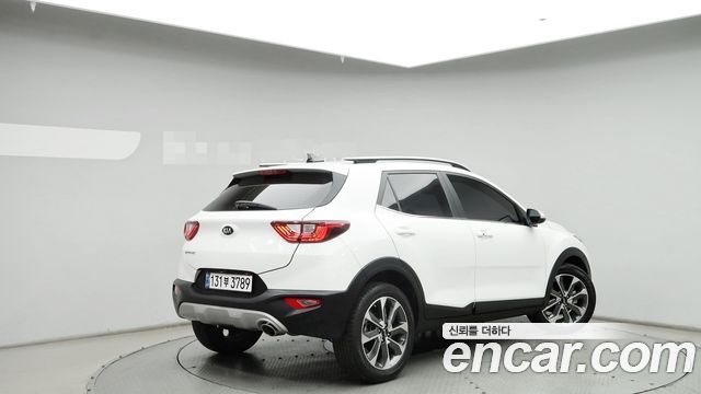 Kia Stonic 2020 — photo 2