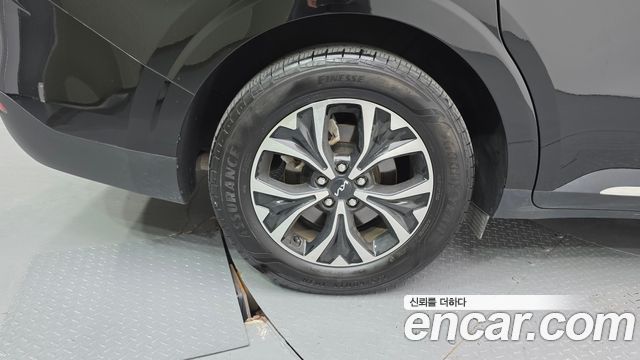 Kia Canival 2023 — photo 5