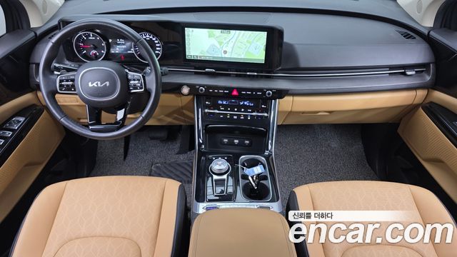 Kia Canival 2023 — photo 7