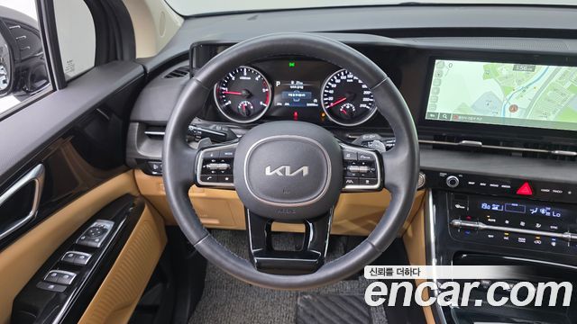 Kia Canival 2023 — photo 13