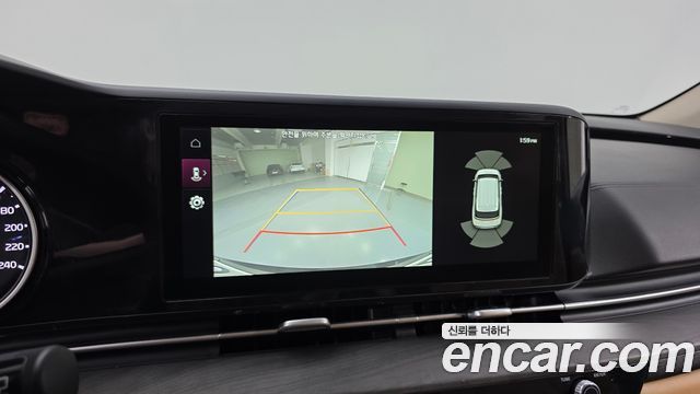 Kia Canival 2023 — photo 15