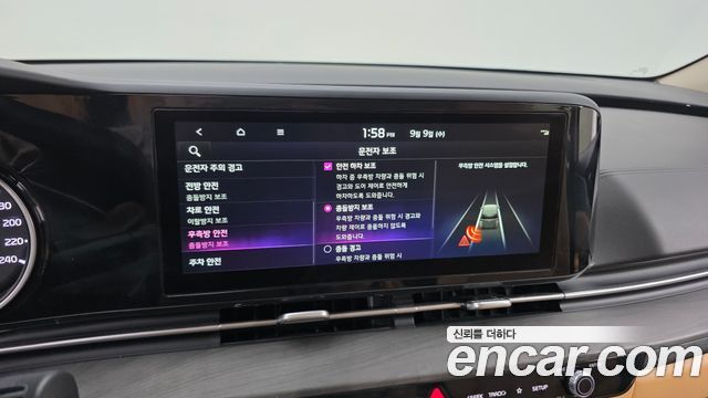 Kia Canival 2023 — photo 16