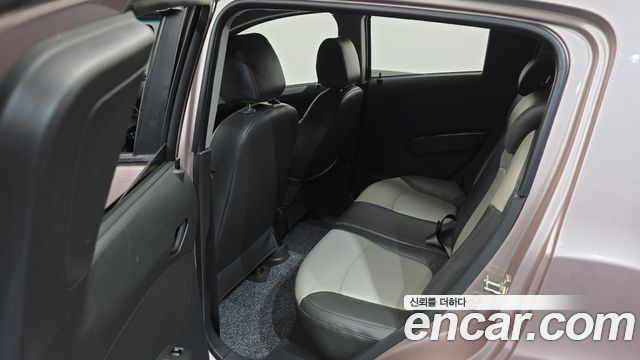 Chevrolet Korea Spark 2012 — photo 12