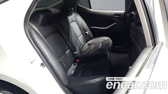 Kia K5 2014 — photo 11