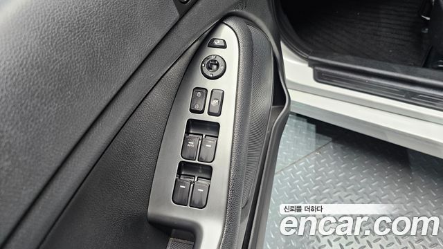 Kia K5 2014 — photo 16