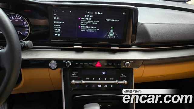 Kia Canival 2023 — photo 20
