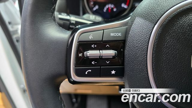 Kia Canival 2023 — photo 22