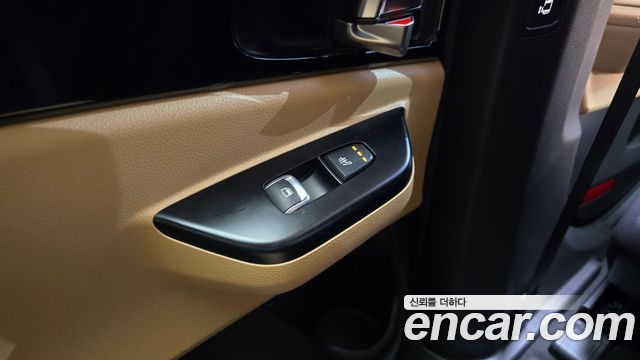 Kia Canival 2023 — photo 28