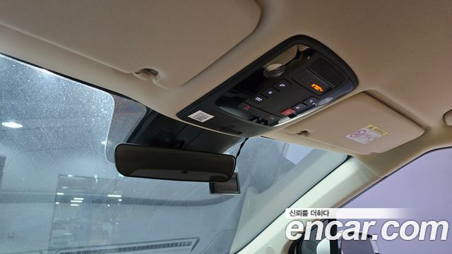 Kia Canival 2023 — photo 29