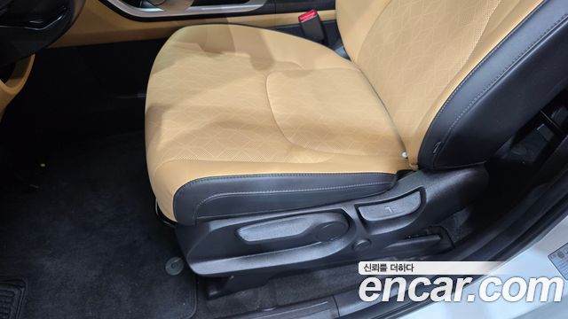 Kia Canival 2023 — photo 32