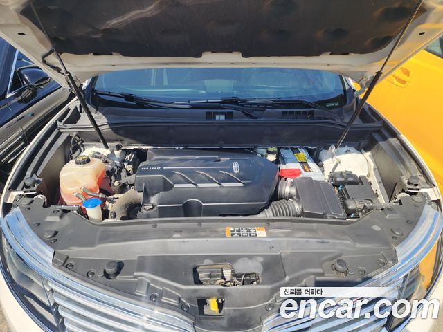 Lincoln MKX 2016 — photo 2