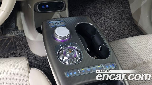 Genesis GV60 2022 — photo 12