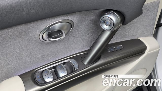 Genesis GV60 2022 — photo 26