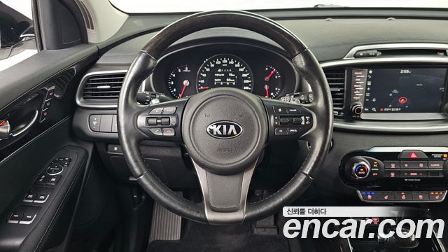 Kia Sorento 2016 — photo 19