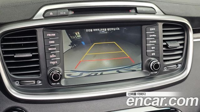 Kia Sorento 2016 — photo 21