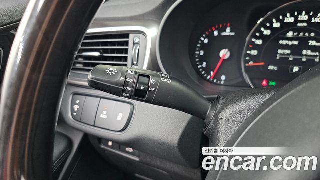 Kia Sorento 2016 — photo 24