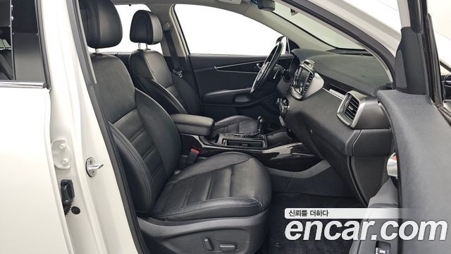 Kia Sorento 2016 — photo 16