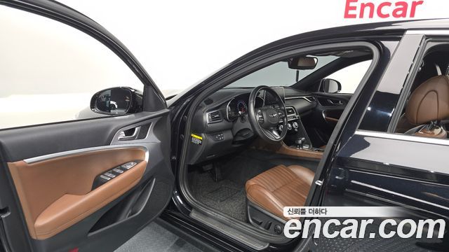 Genesis G70 2019 — photo 13